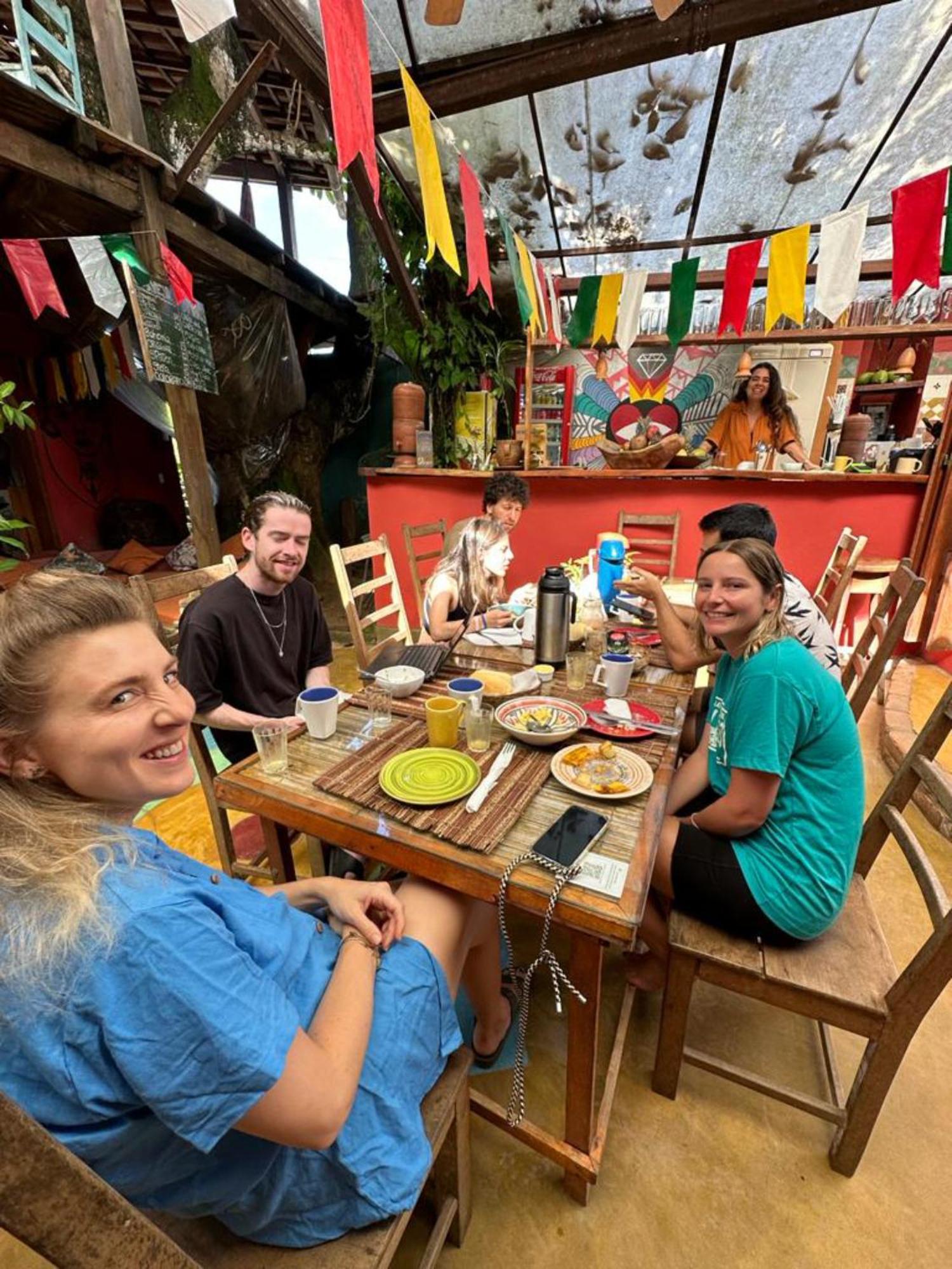 Mais Que Nada Itacare - Hostel, Bar & Breakfast ภายนอก รูปภาพ